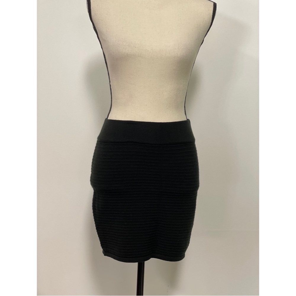 Derek Heart Textured Mini Skirt Acrylic Juniors Size M - Picture 3 of 4